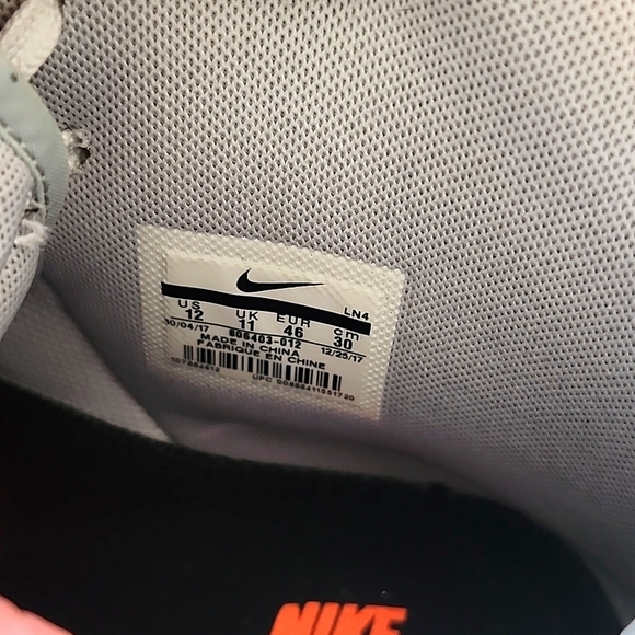 White and Light Blue Air Force High Tops, EUC🎉🤍 Men's Size 12 - Picture 9 of 9